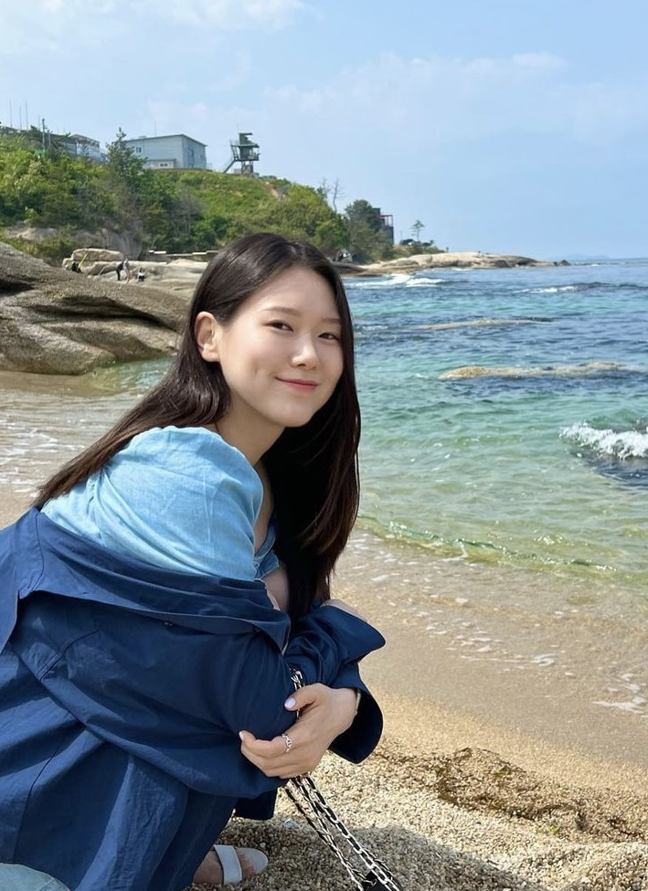Sooyoung Kim (김수영)